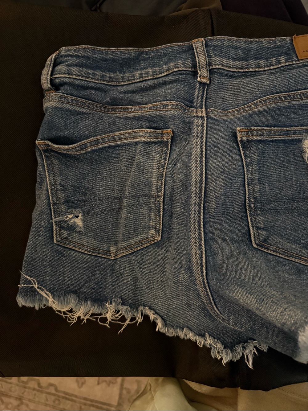 American Eagle High-Rise Frayed Hem Denim Shorts - Blue